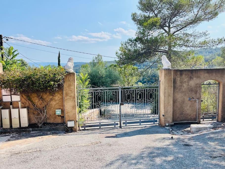 Studio dans résidence Taradeau Exterior foto